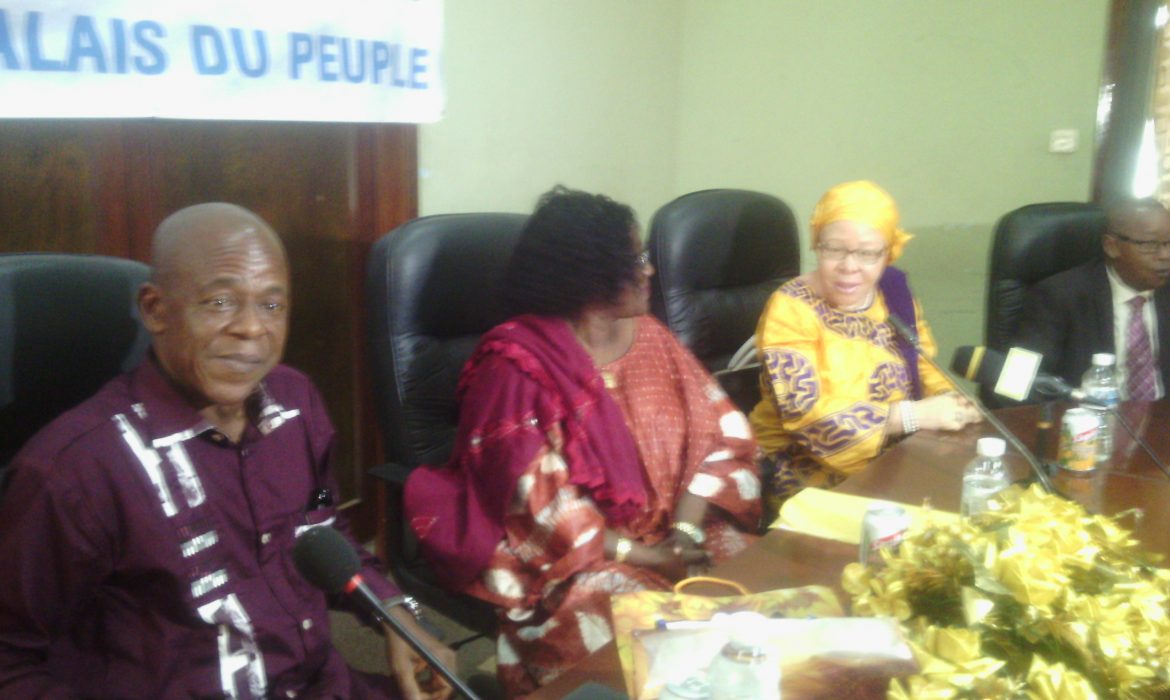 Guinée : Le Ministère de l’Action Sociale a procédé    à la remise d’un document de  politique Nationale du  Genre au gouvernement Guinéen