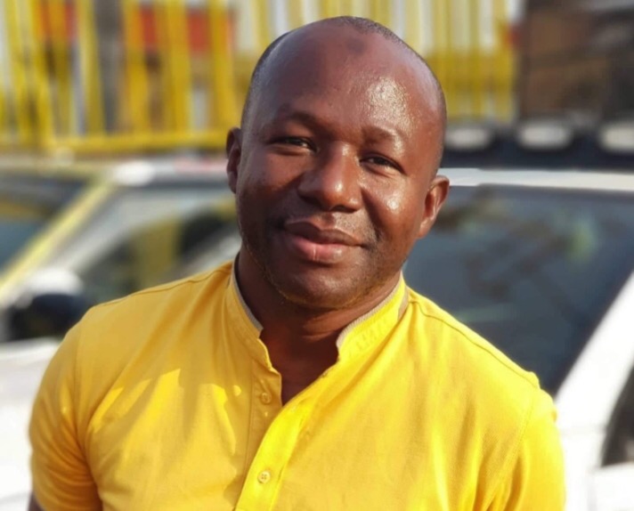 Boké: Youssouf SAMPIL fait un don d’équipements aux clubs de football informel de Boké