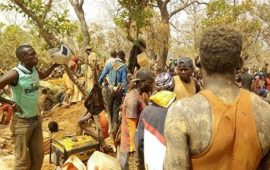 Siguiri : Au moins 15 morts dont 2 femmes dans l’éboulement d’une mine d’or à Gbingbédou du Tatakourou