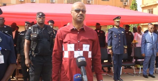 Guinée: Les ministres Albert Damantang Camara et Dr Ibrahima Kourouma inculpés et déposés à la maison centrale de Coronthie