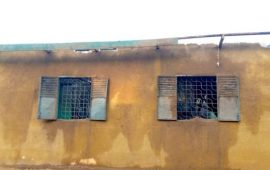 N’Zerekoré : Une fille de 17 ans fait exprès d’incendier la maison de sa mère !