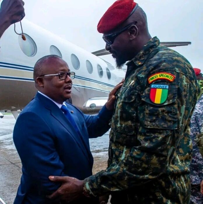 Transition en Guinée: Embalò aurait proposé deux (2) ans au Colonel Mamadi Doumbouya…