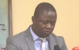 Guinée: Poursuites judiciaires contre trois anciens ministres et autres pour des faits présumés de détournement d’un montant de 36 000 000 000 gnf