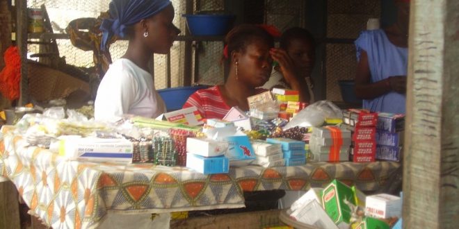 Guinée/Santé: Certains citoyens désapprouvent l’arrêt de la vente des médicaments sur le marché noir