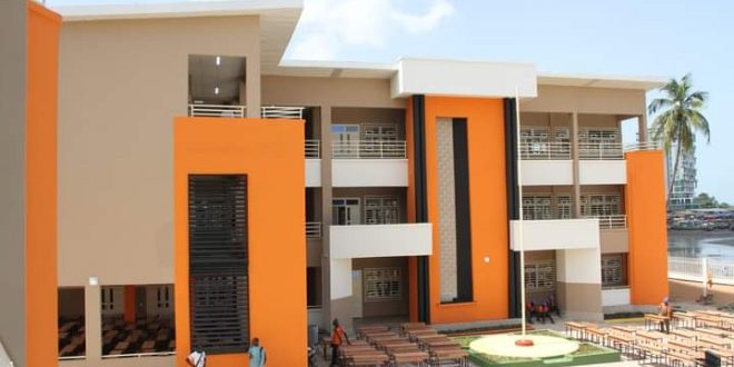 Guinée/Éducation: Inauguration de l’école primaire Barry Diawadou à Dixinn port