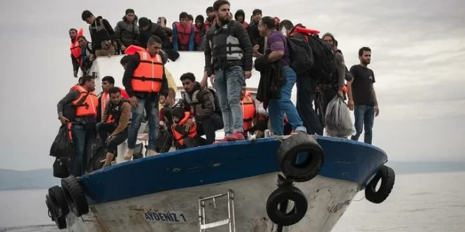 Migrants dans la Manche: trois morts et 43 personnes secourues