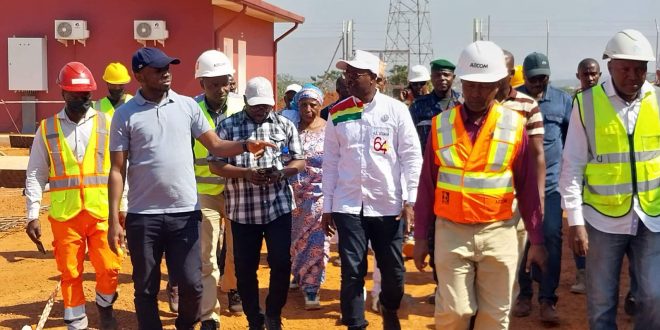 Guinée/Energie: le Ministre  Aly Seydouba  Soumah  sur plusieurs  chantiers  de la région  de Kindia