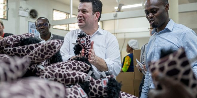 Coopération économique: Un ministre allemand dénonce l’envoi de friperie en Afrique