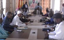 Dialogue politique : le Premier ministre, Dr Bernard Goumou rencontre les forces vives de Guinée au centre islamique de Donka