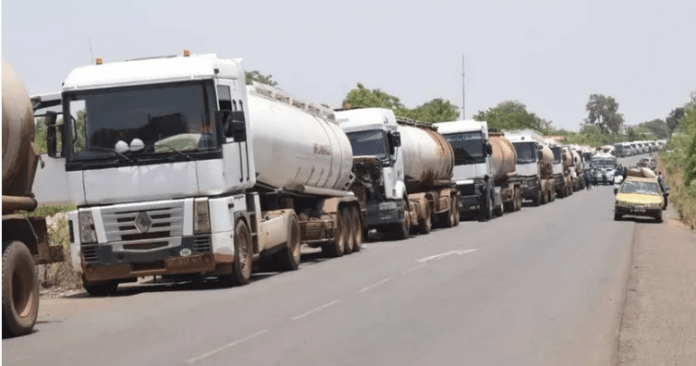 Explosion du dépôt d’hydrocarbures à Kaloum : 150 camions-citernes en Sierra Leone pour s’approvisionner en carburant
