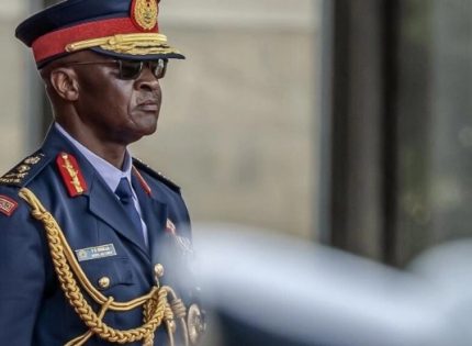 Kenya: le chef des armées tué dans un crash d’hélicoptère, trois jours de deuil national