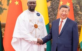 Renforcement des relations bilatérales entre Pékin et Conakry : Rencontre historique entre le Président Xi Jinping et le Général Mamadi Doumbouya