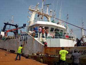 Guinée : M’Balia Magassouba envoie un Bateau de 130 tonnes de poissons à  Conakry
