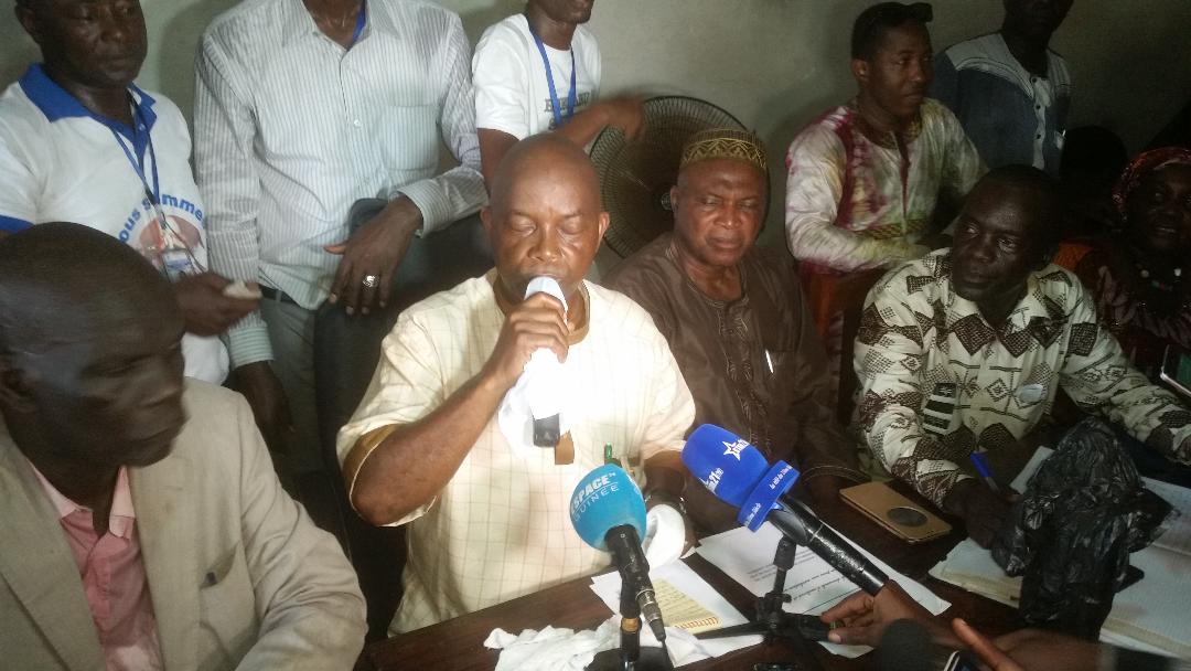 Grève des Enseignants : « Comme ils font une violation flagrante de la loi, nous aussi nous allons violer les principes de négociation », déclare  Aboubacar Soumah