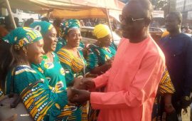 Kaloum : L’association des Femmes ‘’Dynamiques’’ du port Autonome de Conakry soutient le candidat Mohamed Diop