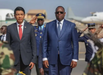 Artémisia : Macky Sall a lancé sa première commande (Andry Rajoelina)