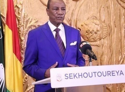 Guinée: le président Condé procède à un mini remaniement de son gouvernement (Décret)