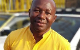 Boké: Youssouf SAMPIL fait un don d’équipements aux clubs de football informel de Boké