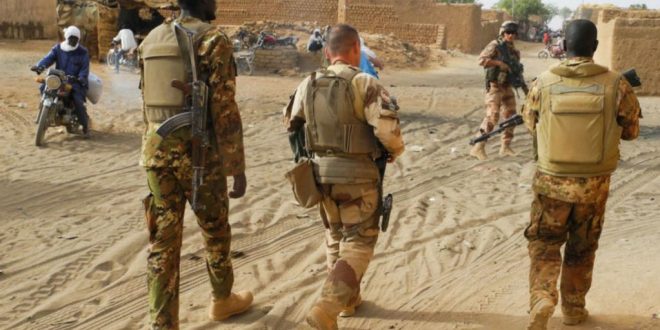 Six (6) soldats maliens tués et 18 blessés dans deux attaques