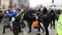 Russie: la police multiplie les interpellations de manifestants pro-Navalny