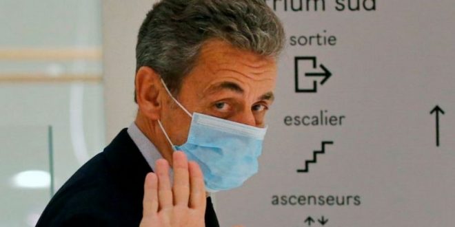 Sarkozy : l’ancien président français condamné pour corruption à 3 ans de prison dont un ferme