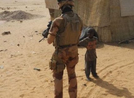 Une attaque fait une centaine de morts parmi les civils au Faso