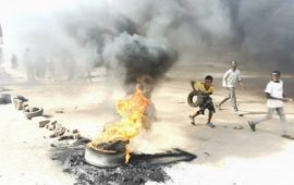 Coup de force au Soudan: le général al-Burhan annonce la dissolution des autorités de transition