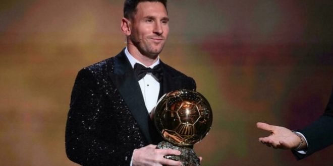 Ballon d’Or: Lionel Messi au septième ciel du football à Paris