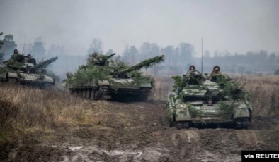 Vladimir Poutine annonce une « opération militaire » en Ukraine