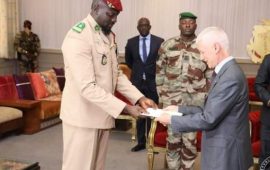 Guinée/Diplomatie: Deux nouveaux ambassadeurs présentent leurs lettres de créance au Président, Colonel Mamadi Doumbouya