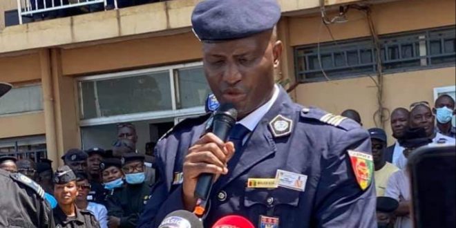Guinée/Décret : 24 heures après son limogeage, le commissaire Abdoul Malick Koné encore nommé à la place de Colonel Moussa Thiegboro Camara