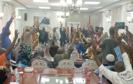 Guinée : Le président El Hadj Mohamed Habib Hann et les membres du CNP-Guinée ont dissout leur organisation patronale au  profit de la CGE-Guinée