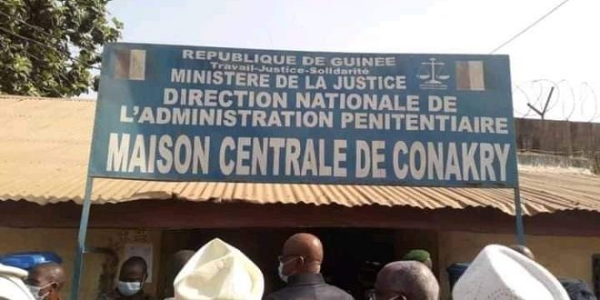 Dernière minute : Dr Kassory Fofana, Dr Mohamed Diané, Diakaria Coulibaly et Oyé Guilavogui déférés à la maison centrale de Coronthie