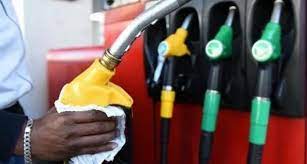 Hausse du prix des produits pétroliers: le litre passe de 10.000gnf à 12.000 gnf à la pompe