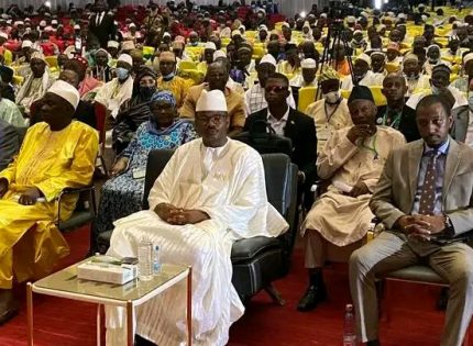 Guinée: Le premier Forum National Inter-Religieux lancé par le président du CNT