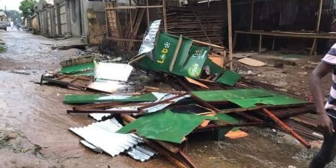 Guinée: Plusieurs kiosques de la LONAGUI détruits par des employés de Guinee Games