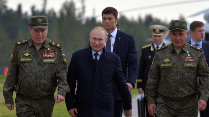 Armée russe: Poutine autorise le recrutement de 137000 militaires