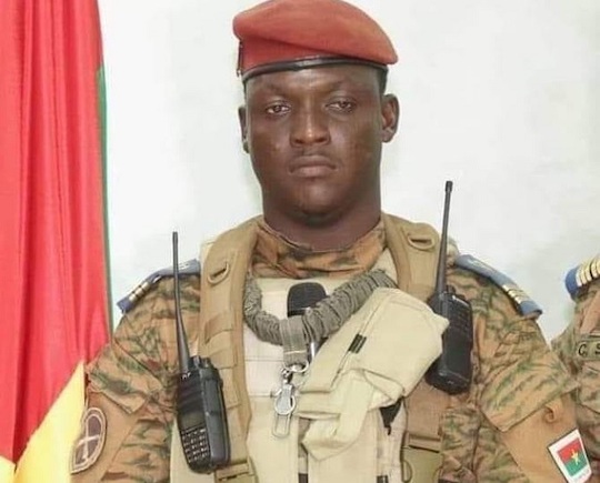 Le capitaine Ibrahim Traoré « plus jeune chef d’Etat au monde » prend officiellement les rênes du Faso