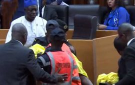 Sénégal: six mois de prison pour les députés qui avaient frappé une collègue
