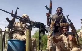 Soudan: reprise des combats à Khartoum et au Darfour malgré la trêve