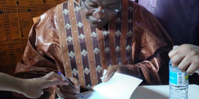 Guinée/Littérature: le président du parti UDG, Mamadou Sylla parle de son ouvrage de 154 pages aux médias