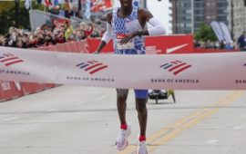 Sport: Le Kényan Kelvin Kiptum bat le record du monde du marathon à Chicago en 2h 00 min 35 sec