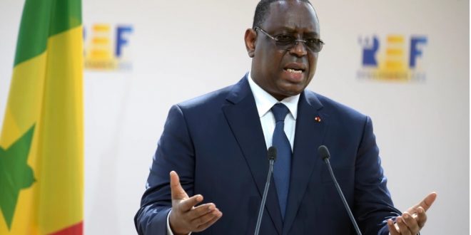 Sénégal: le président Macky Sall annonce le report sine die de la présidentielle du 25 février