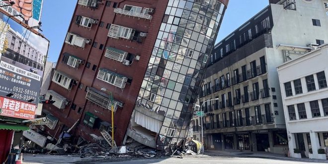 À Taïwan, un séisme de magnitude supérieure à  fait plusieurs morts et des centaines de blessés