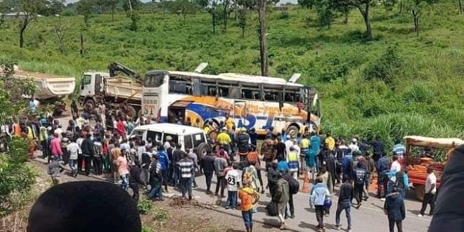 Beyla: Au moins cinq (5) et plusieurs blessés graves dans un accident de la circulation à Manakrö