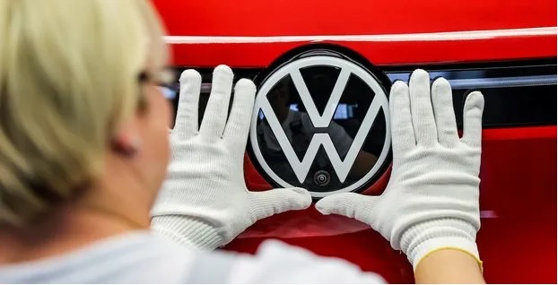 Automobile: Volkswagen pourrait fermer des usines en Allemagne pour la première fois de son histoire