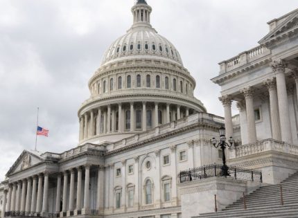 Les républicains remportent la Chambre des représentants, le Congrès aux mains de Trump