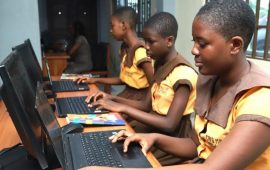 Autonomisation: La BM appelle à investir dans le succès des adolescentes africaines