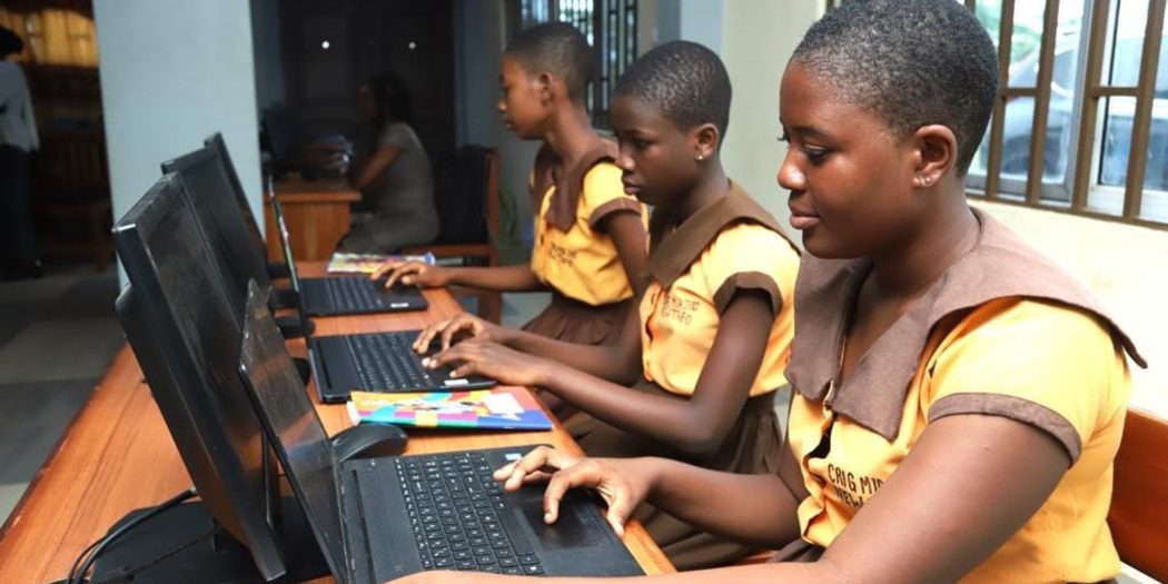 241203-99-218890-v2-s2048-1050x525