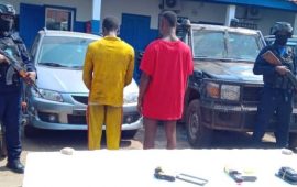 Guinée: Deux (2) présumés criminels de grand chemin interpellés à Conakry en possession d’armes à feu